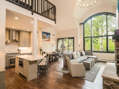 Contemporary Beaver Creek Luxury Accommodations 5 Bedrooms
